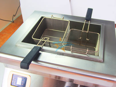 台式商用电磁炸炉实拍图