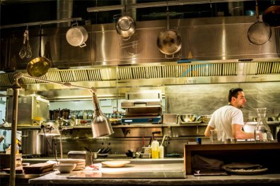 饭店千亿球友会烟道漏烟怎么处理