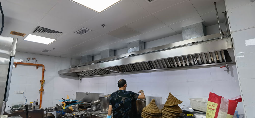 云海肴千亿球友会烹饪区