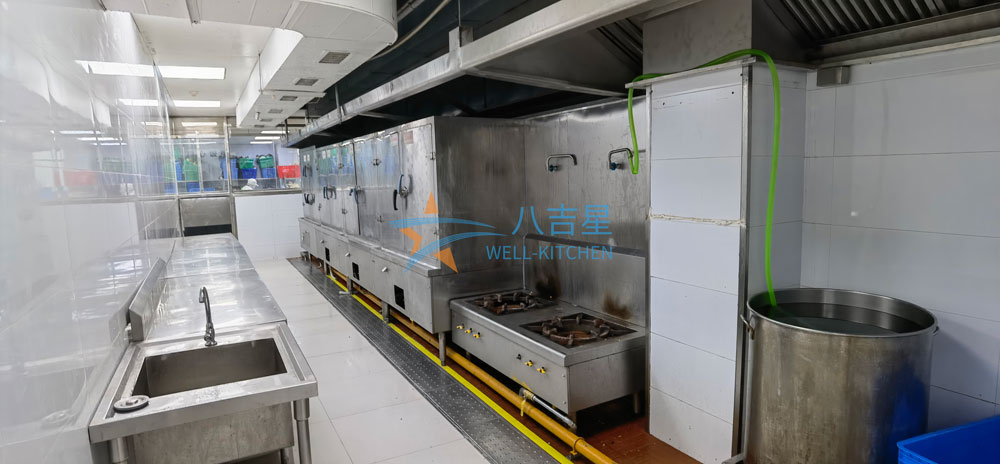 南山鑫辉餐饮中央千亿球友会二楼蒸煮区